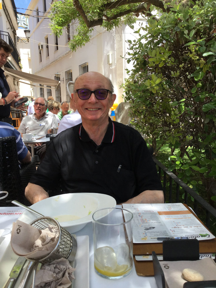 Lunchtime in Prego photograph